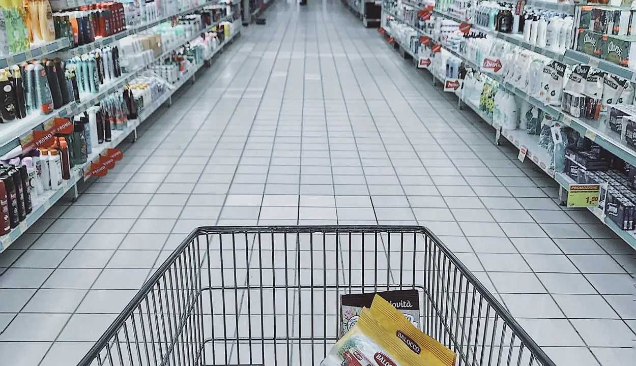 shopping cart in a shopping mart