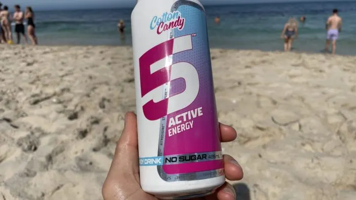 A can of 5 Active energy drink in cotton candy flavour